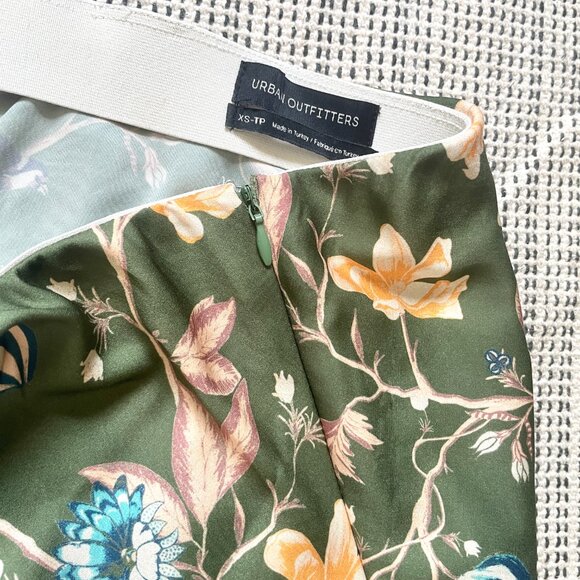 Urban Outfitters olive green midi floral slip skirt - Picture 4 of 5